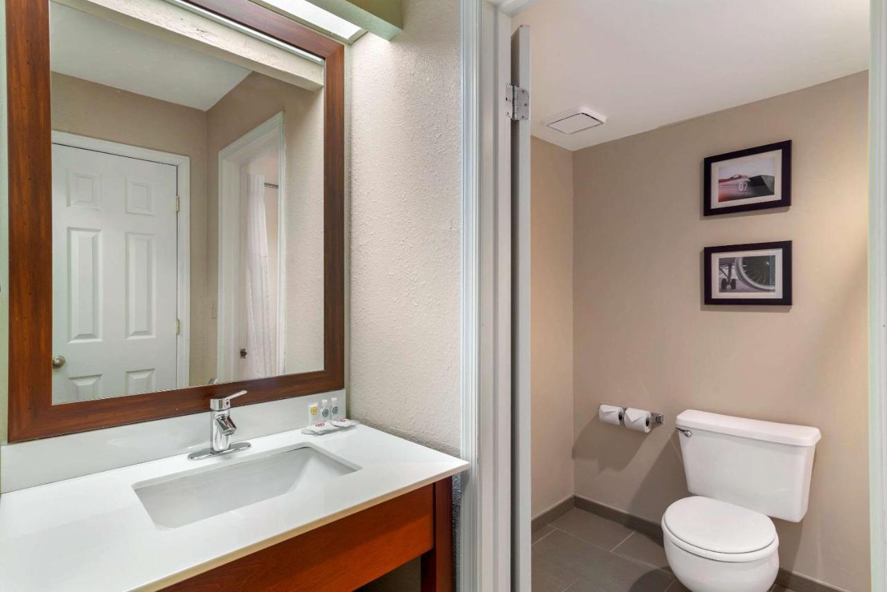 Comfort Inn & Suites - Near Robins Air Force Base Main Gate Warner Robins Bagian luar foto