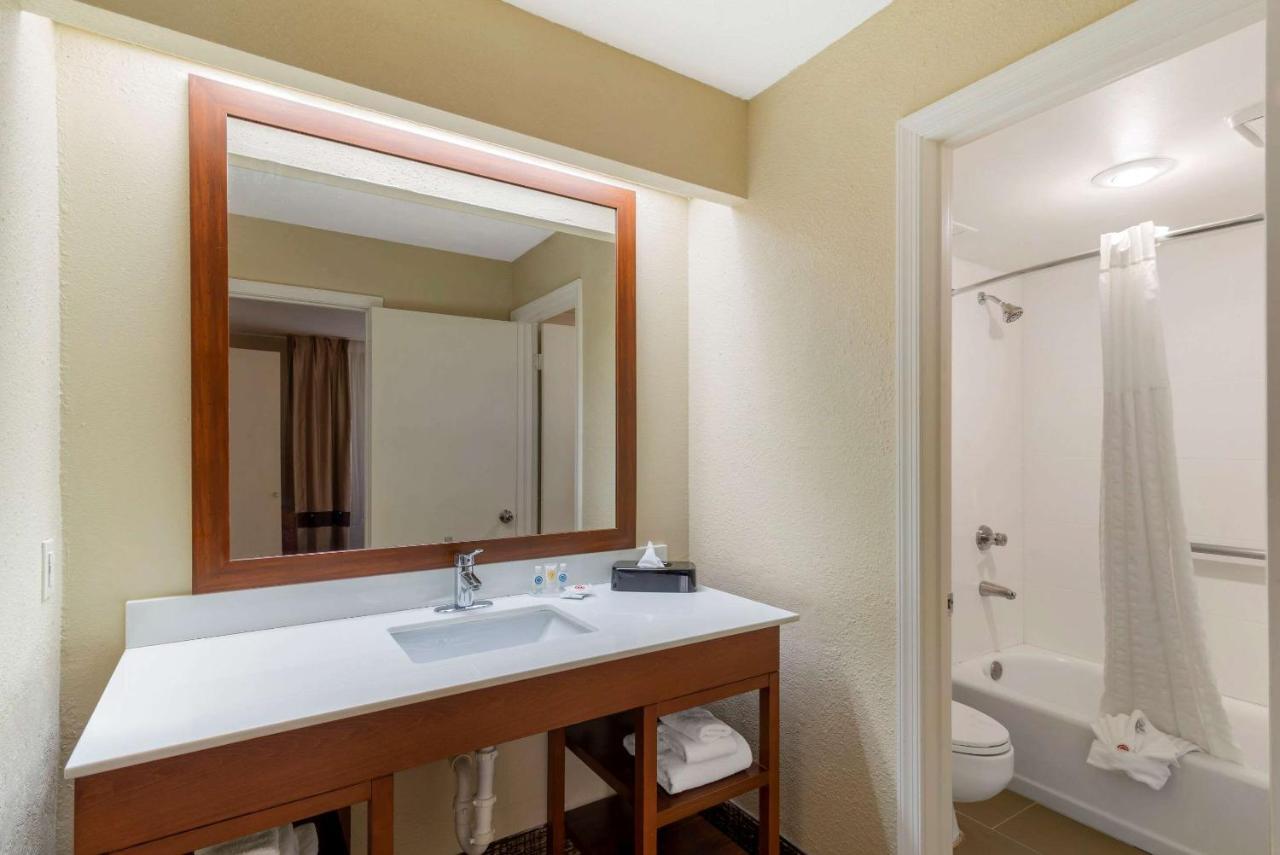 Comfort Inn & Suites - Near Robins Air Force Base Main Gate Warner Robins Bagian luar foto